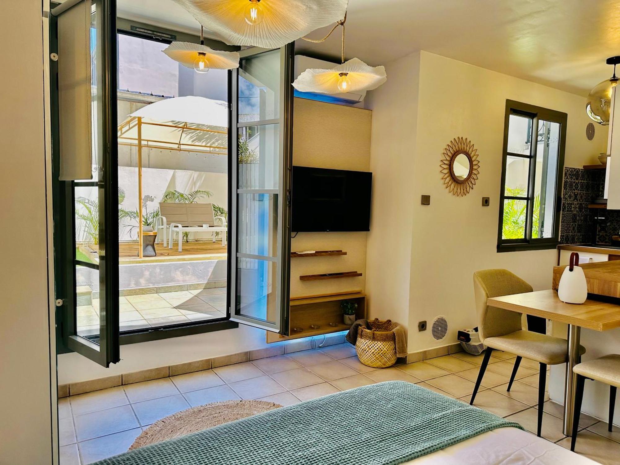 Apartmán Le Coeur Daisy'L Saint Denis Centre Exteriér fotografie